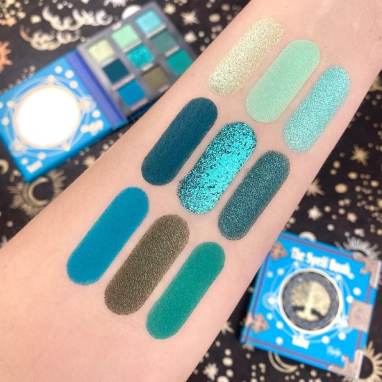 Paleta senki za oči Spell Book Smooth and Blendable - Love 850018210942 Ecobeauty