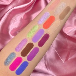Paleta senki za oči Manga Collection Pressed Pigments & Shadows - First Love Diary 