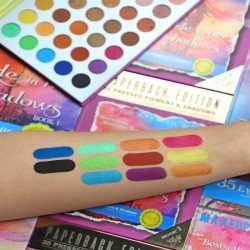 Paleta senki za oči Twinkle In Her Eyeshadows Palette - Paperback Edition